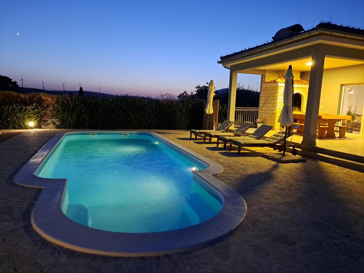Modern Guest House Rak With Beautiful Pool Sibenik Bagian luar foto